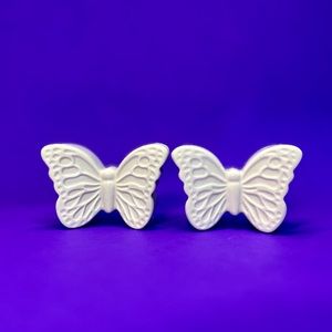White Ceramic Butterfly Spice Salt and Pepper Shakers Spring Easter Tableware